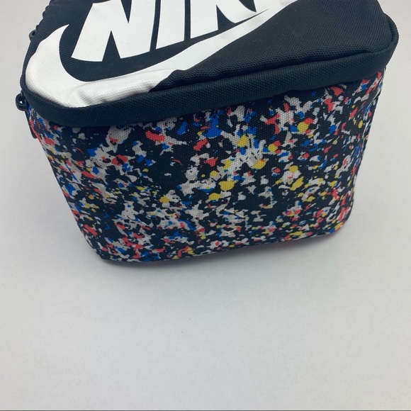 Nike Insulated Kids Lunch Tote Bag Black/Multi NWT - Picture 14 of 15